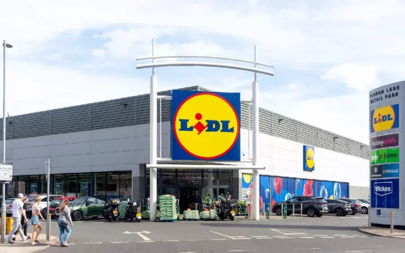 Lidl deschide primul său pub în Marea Britanie și vinde băuturi din propria gamă
