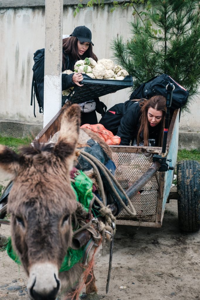 Loredana Chivu, la capătul răbdării în Asia Express. Trei ore de căutări fără să găsească un loc unde să doarmă